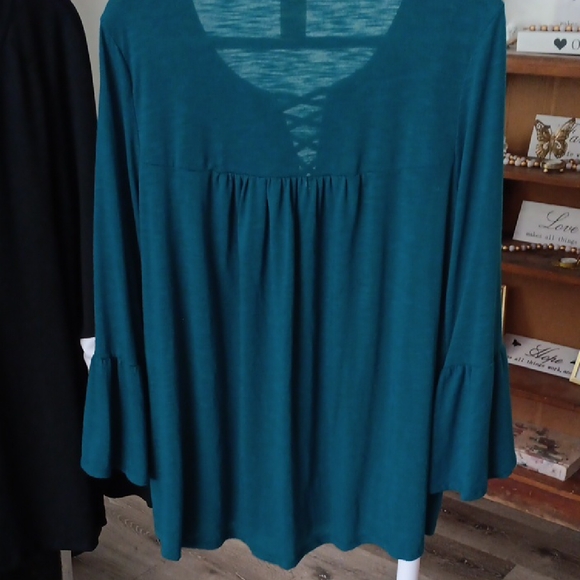 Faded Glory Teal and SHEIN Black Blouses Set - Picture 5 of 9